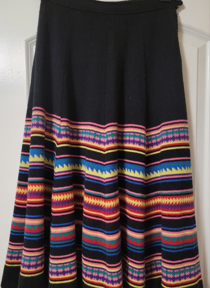 Beautiful Long Winter Black/Multicolored Skirt